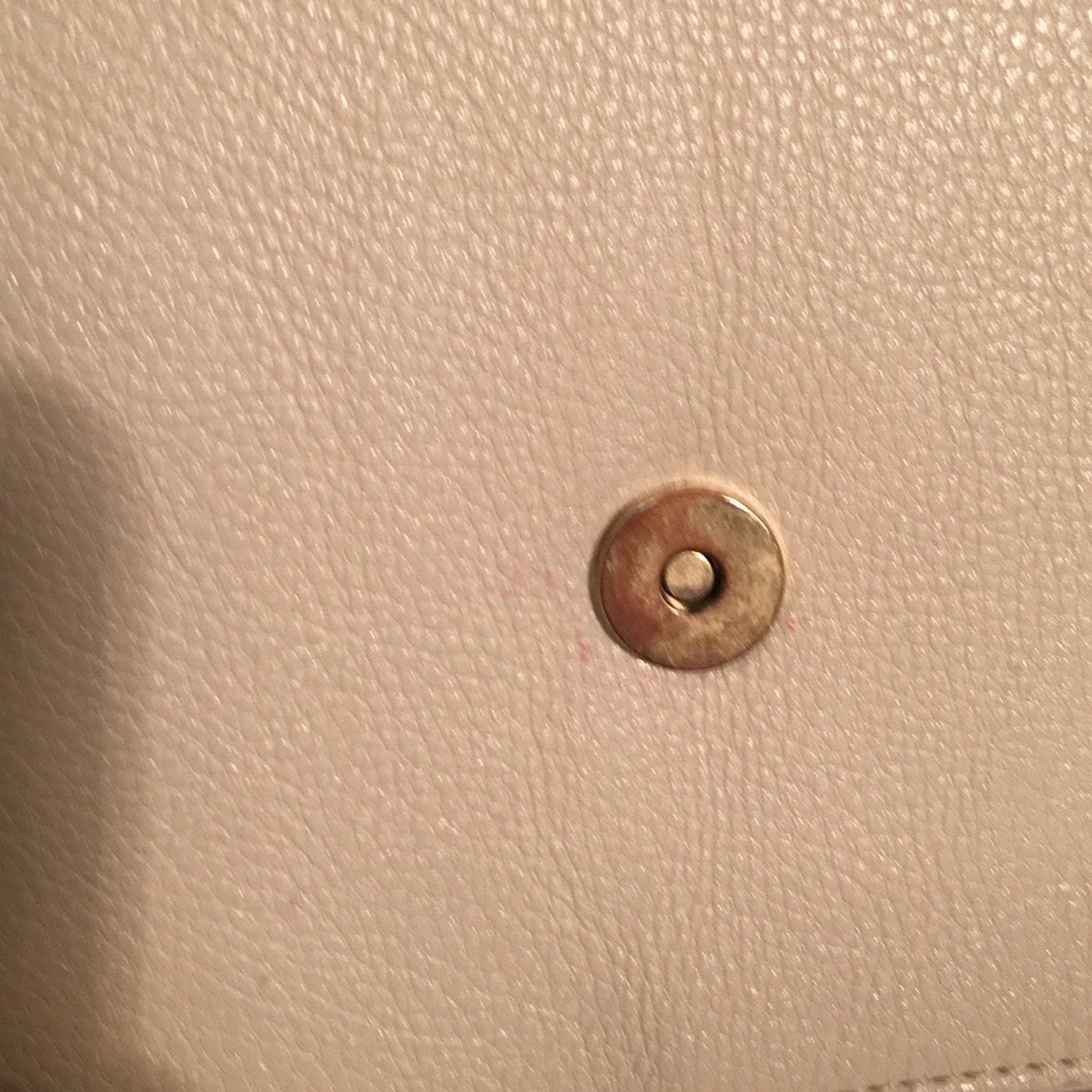 White Purse - Picture 7 of 8